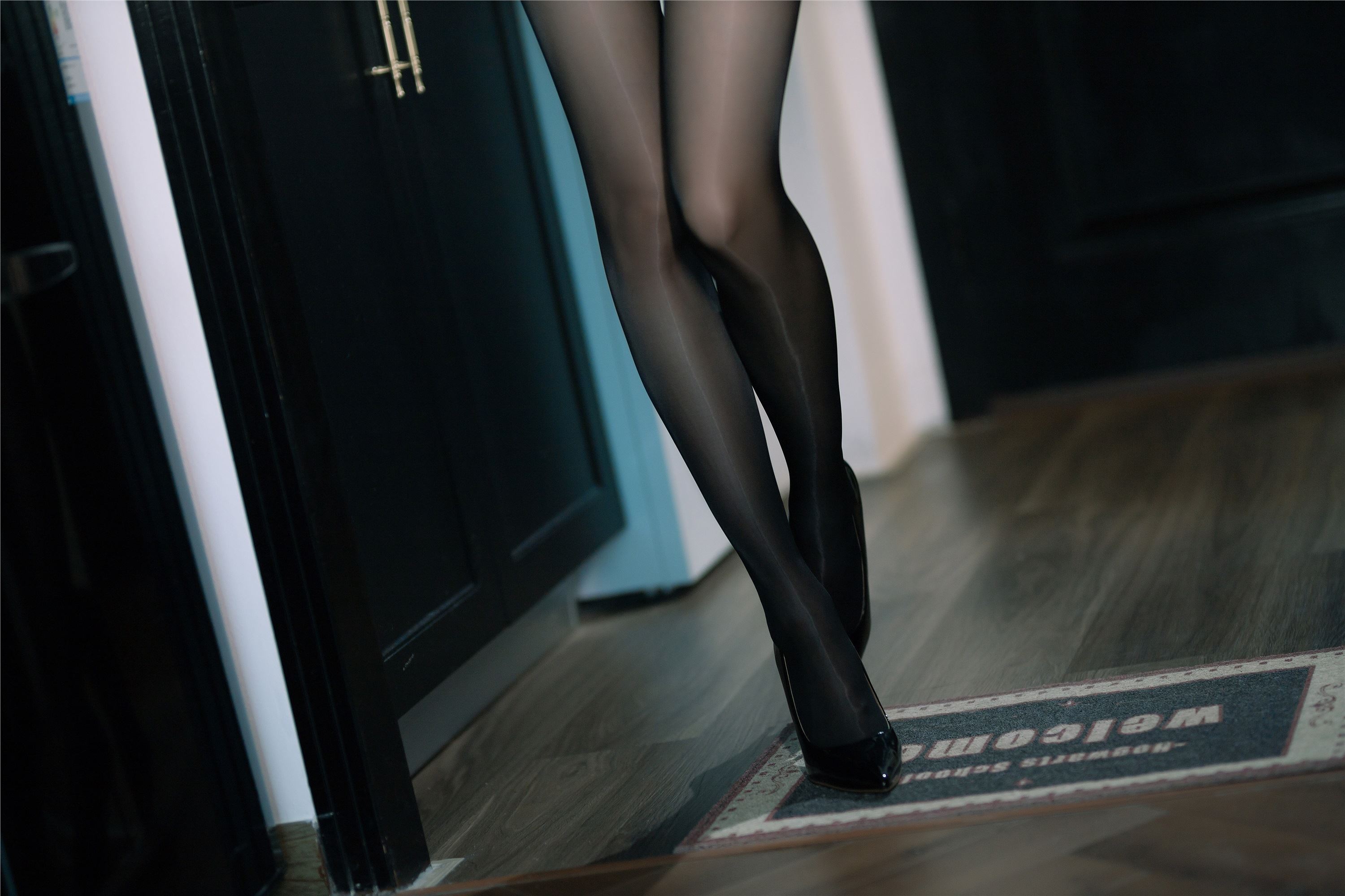 许岚LAN – NO.018 黑丝西装